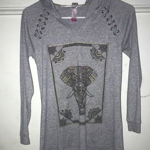 “No boundaries” XS/XCH Girls grey long sleeve shirt